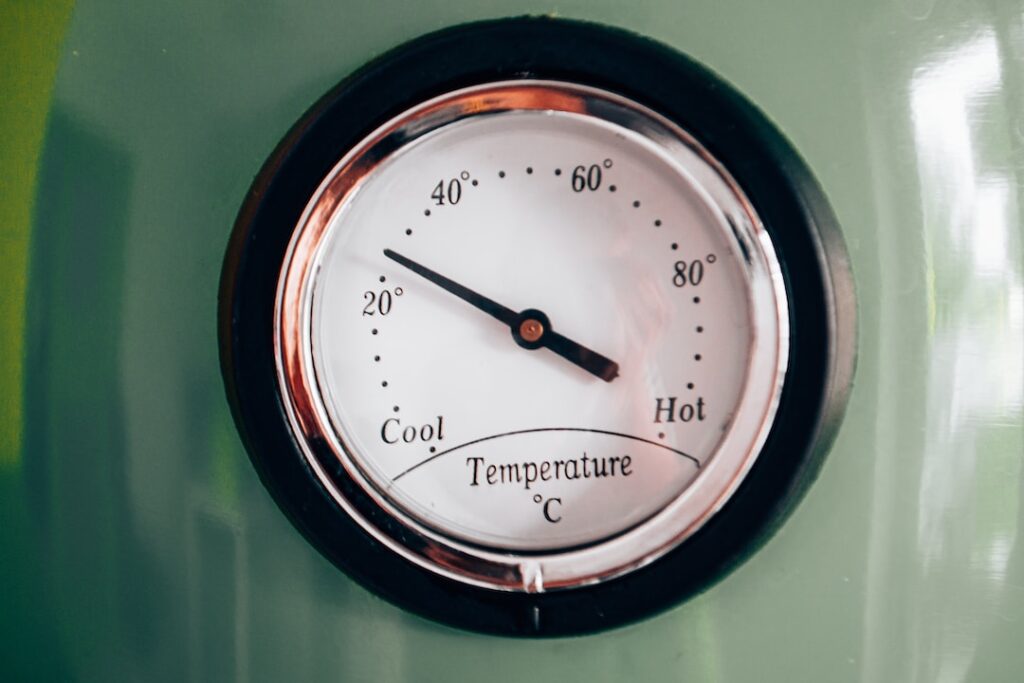 Temperature gauge representing how a gauge chart is used in a real life application