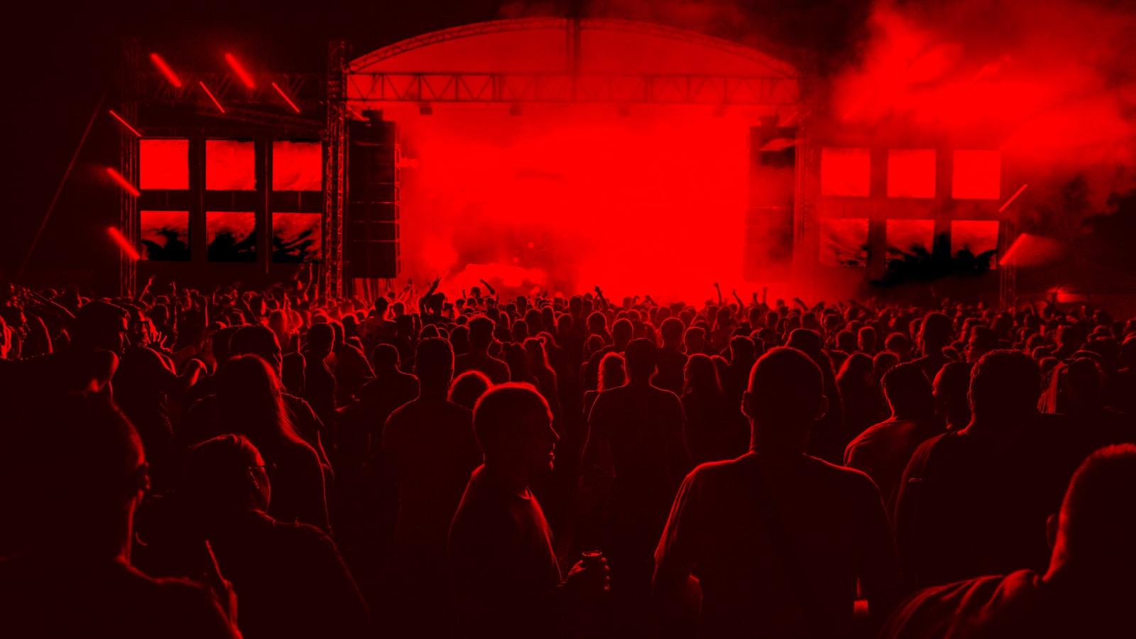 The ‌Resurgence‌ of an Iconic Band: Red⁢ Hot Chili Peppers ‍Returns to the⁤ Stage​ with a Bang