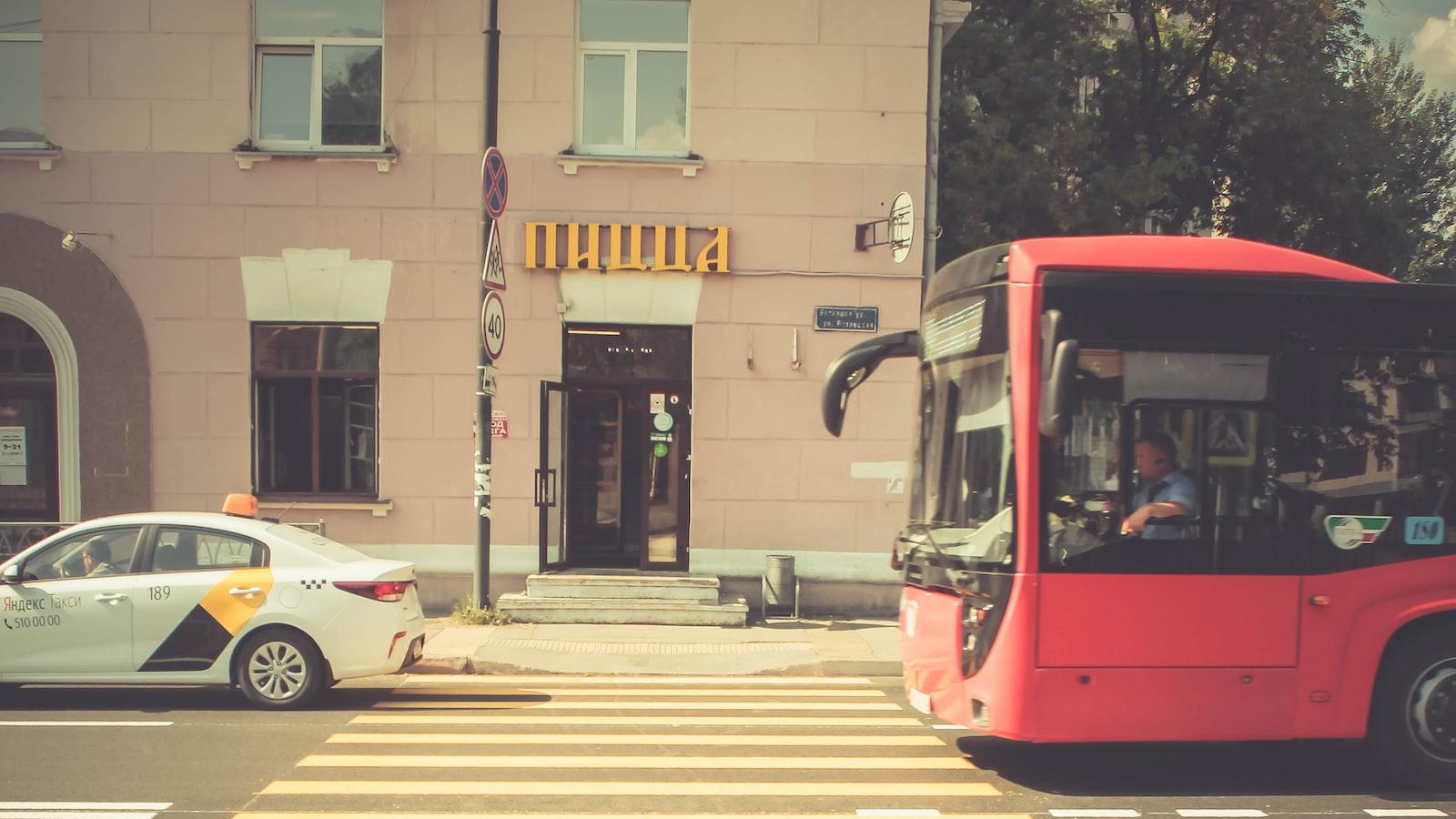 Impeccable Design⁣ and Craftsmanship: Unraveling the Iconic Appeal of the 2024 Kawasaki W175 Street