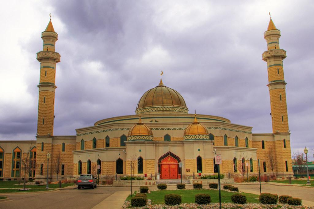Delectable Delights: Must-Try Culinary Experiences in Dearborn
