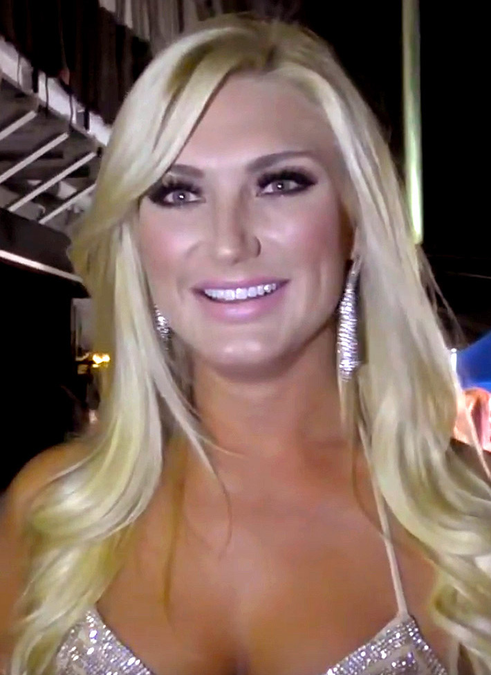 Brooke Hogan blasts ‘fake, greedy people’ after Hulk’s Florida home sale: ‘Enjoy your dirty money’
